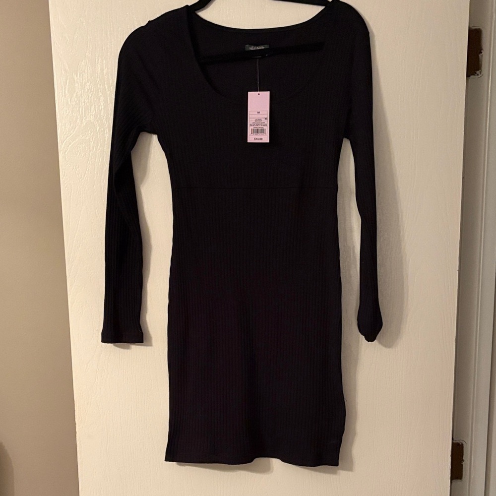 Wild fable Elegant Black Long Sleeve Dress. Medium